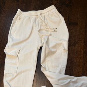 Rachel Zoe Cream Cargo Joggers